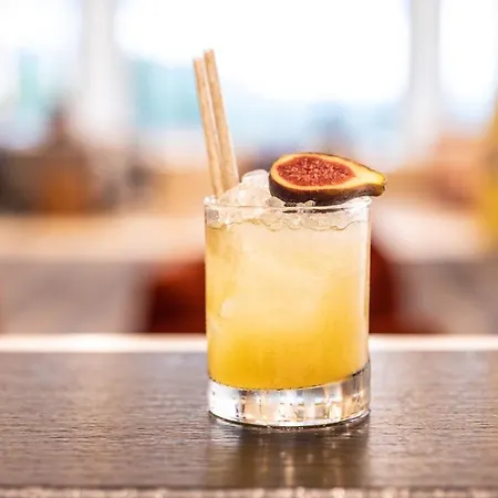 锡切斯道玺温德姆酒店 酒店