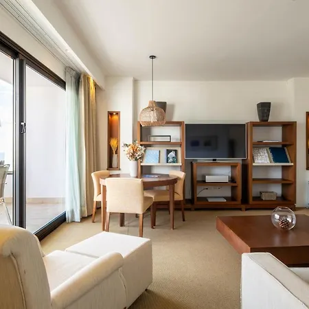 Отель Eurostars 5*